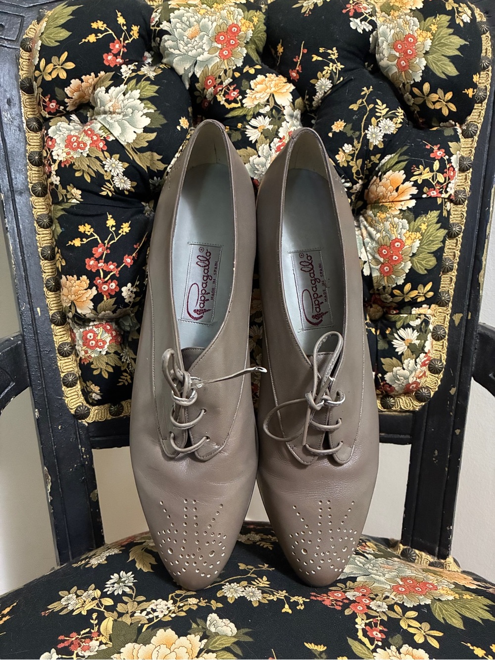 NWOB Vintage Pappagallo Made in Spain Taupe Leather Lace-Up Oxfords